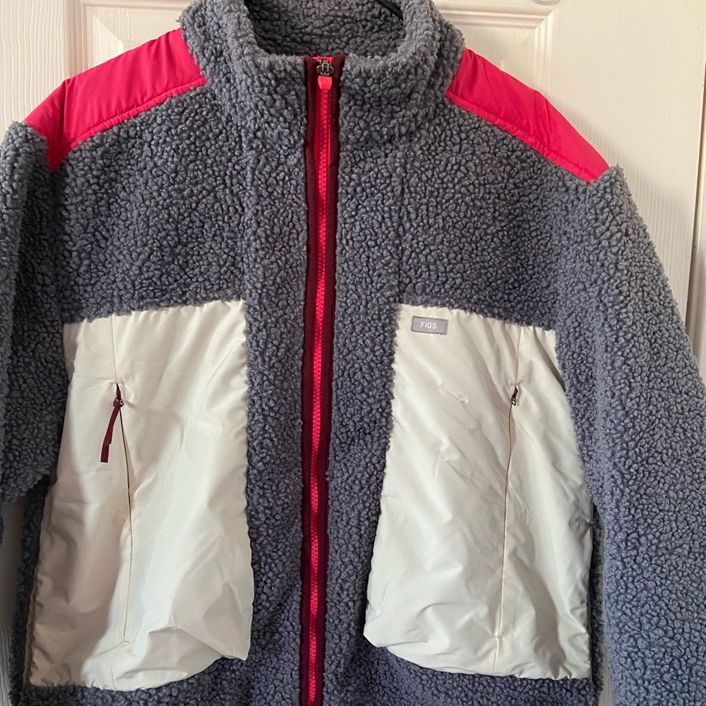 Figs Selwyn Sherpa Gray Burgundy Cream Winter Jacket